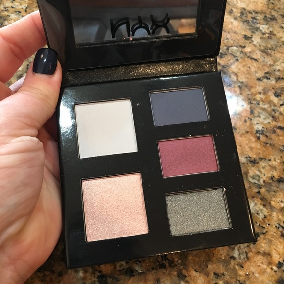 NEW! NYX makeup blush and eyeshadow palate - Picture 4 of 5